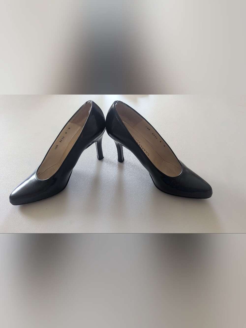 Vintage Charles Jourdan Women's Black Leather Pumps. Made in France. Size 8M - Picture 6 of 13